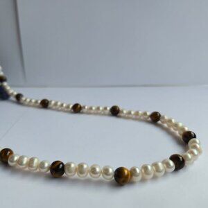 Freshwater Pearl Necklace with Tiger Eye Beads